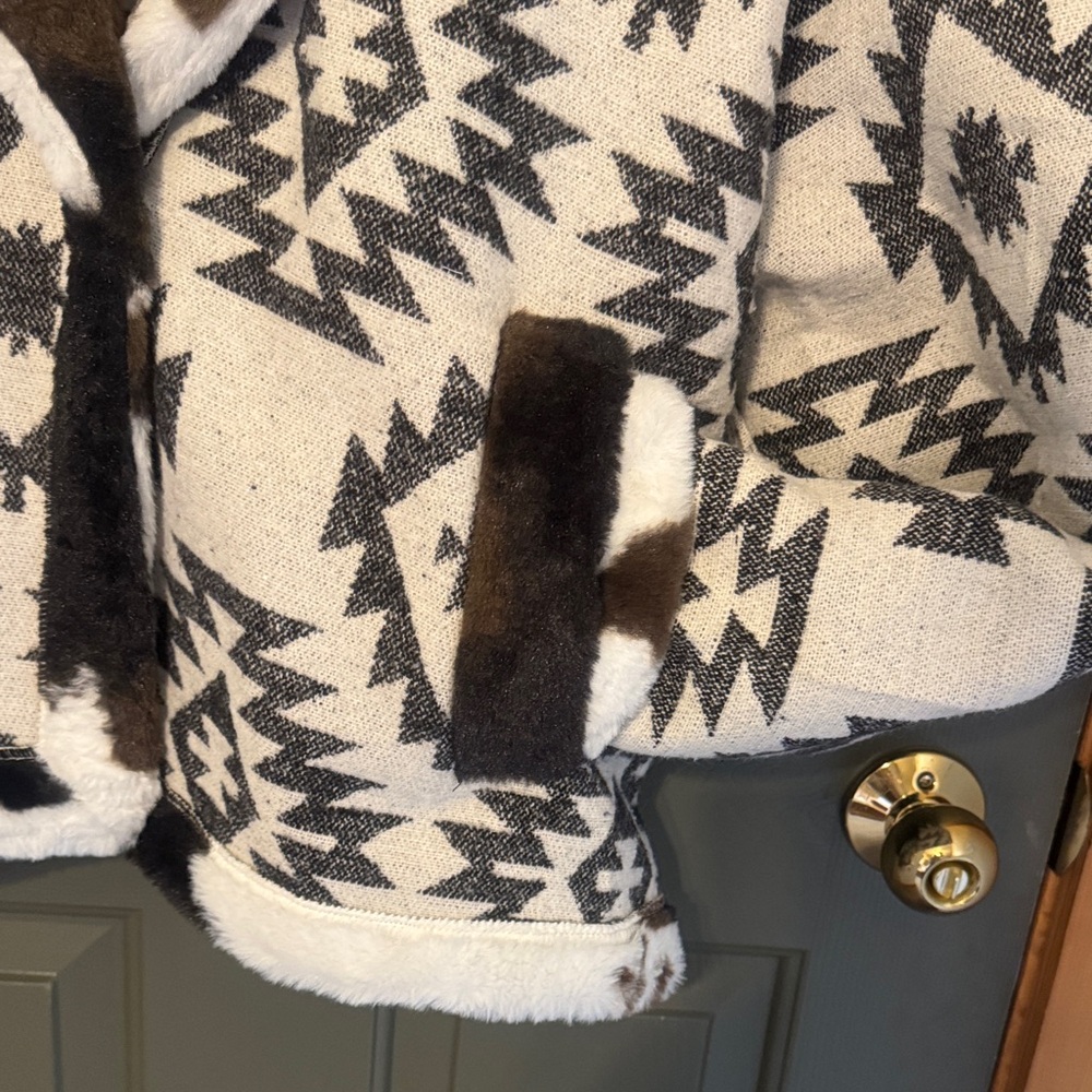 Aztec Patterned Bomber Jacket - Black And White - image 5